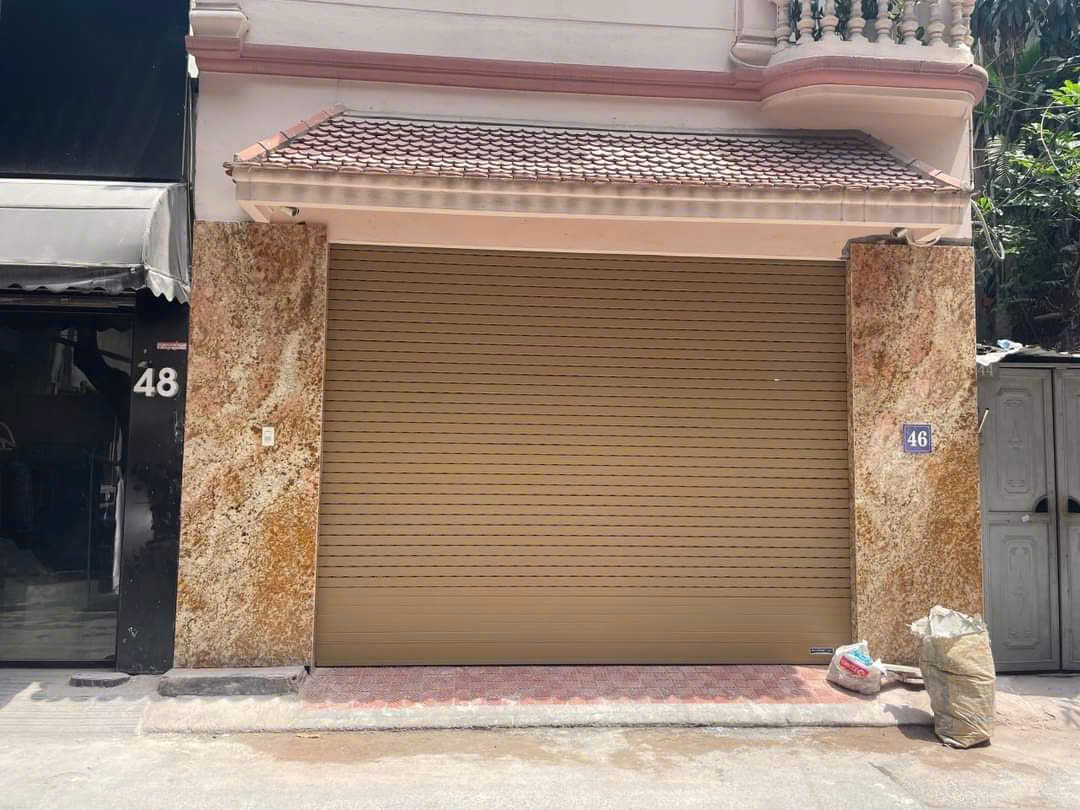 Cửa cuốn hoàn thiện tại công trình nhà ở